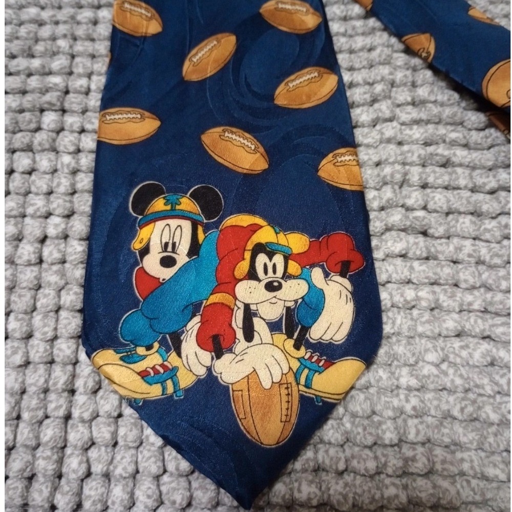 Mickey Unlimited Disney Silk Tie Navy Blue Football Mickey Mouse Goofy Vintage